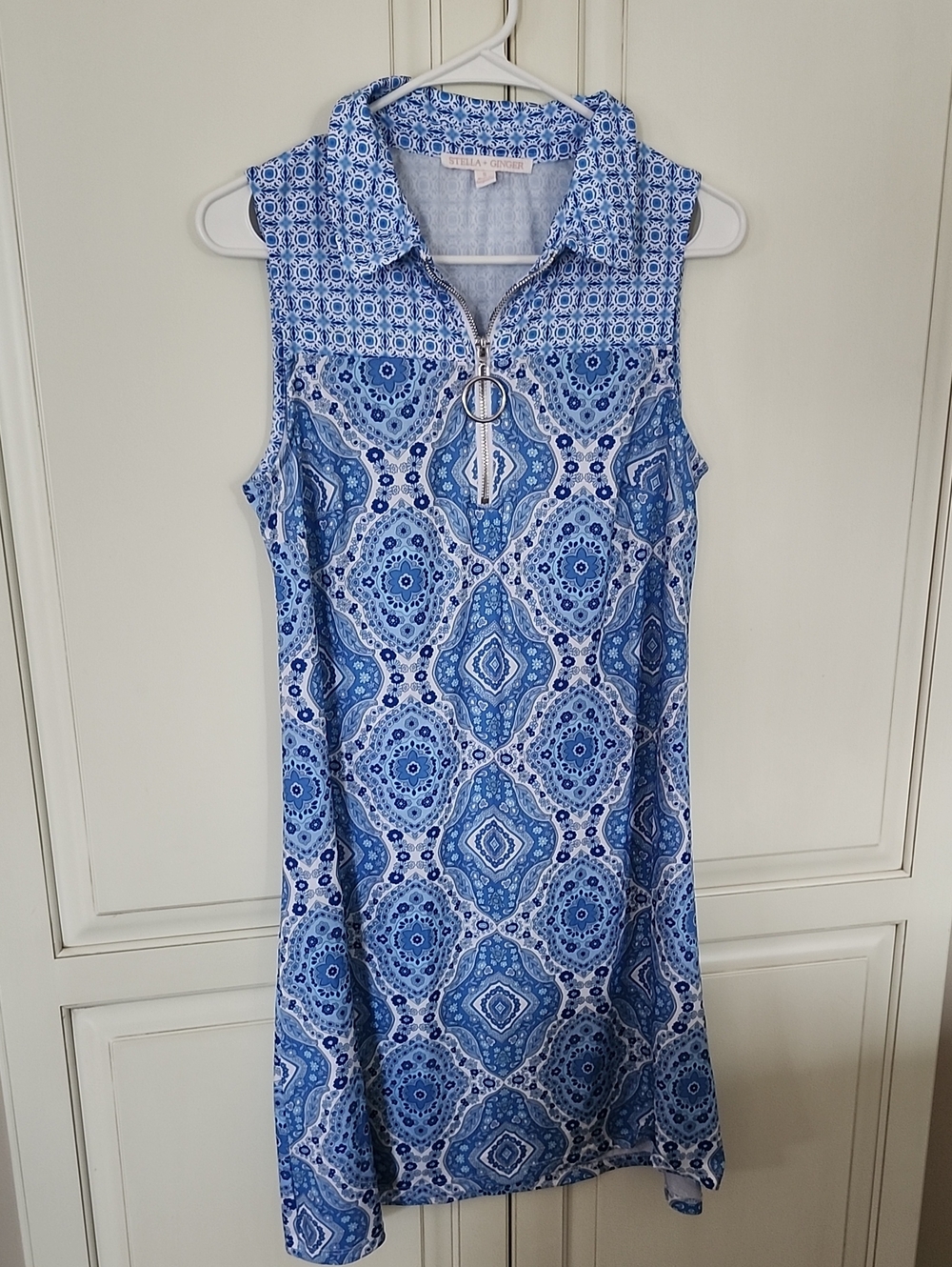 Sleeveless Blue Patterned Zip-Front Dress